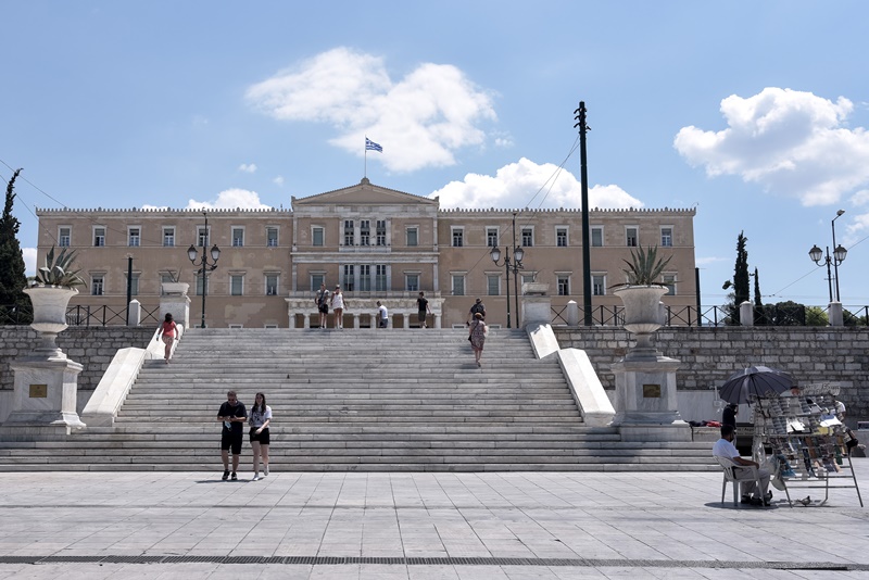 Κύριες και επικουρικές συντάξεις πληρωμή: Πότε καταβάλλονται