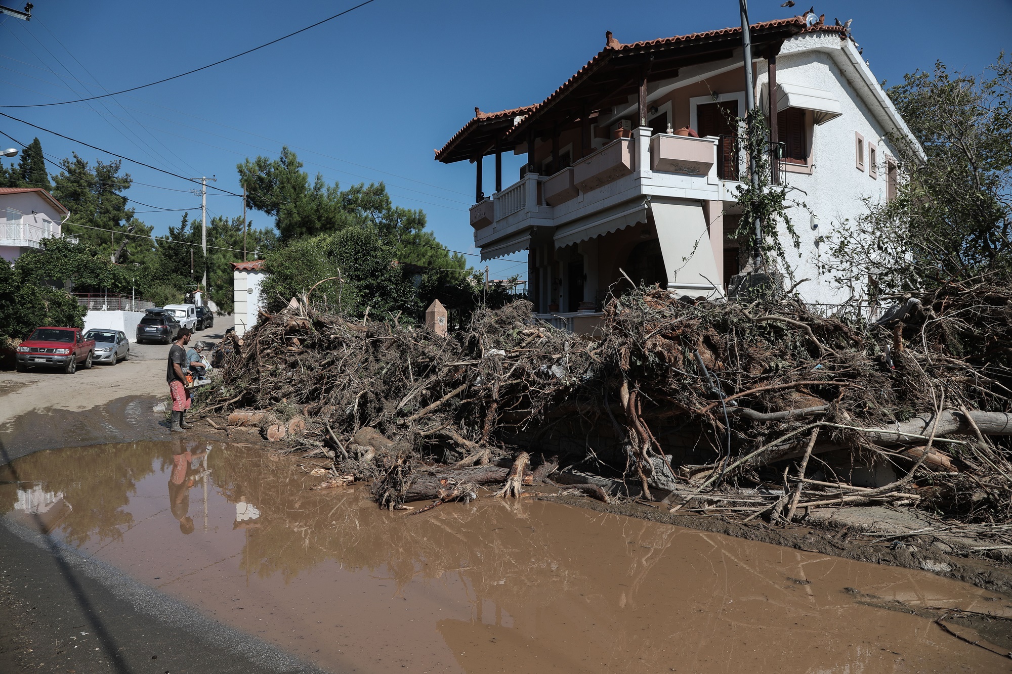 Εύβοια πλημμύρες – αυθαίρετα: Τα αίτια που οδήγησαν στην καταστροφή
