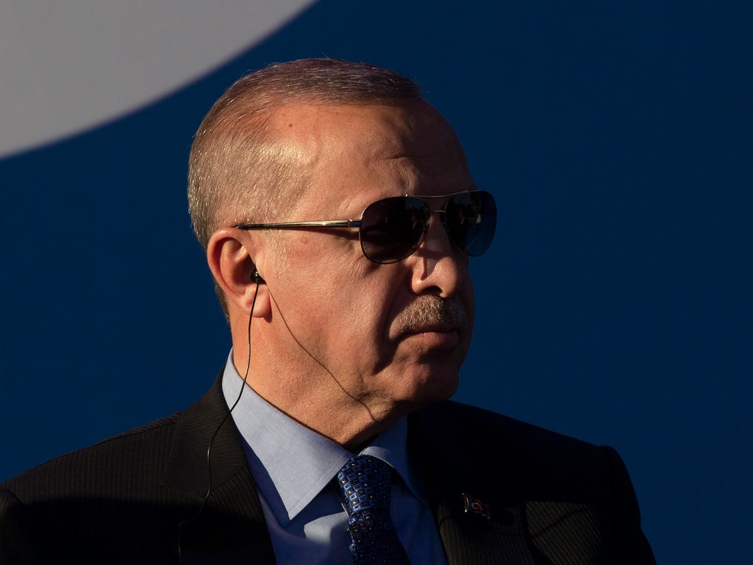 Ερντογάν – δηλώσεις: “Η Τουρκία δεν θα υποκύψει απέναντι στις απειλές στην Αν. Μεσόγειο”
