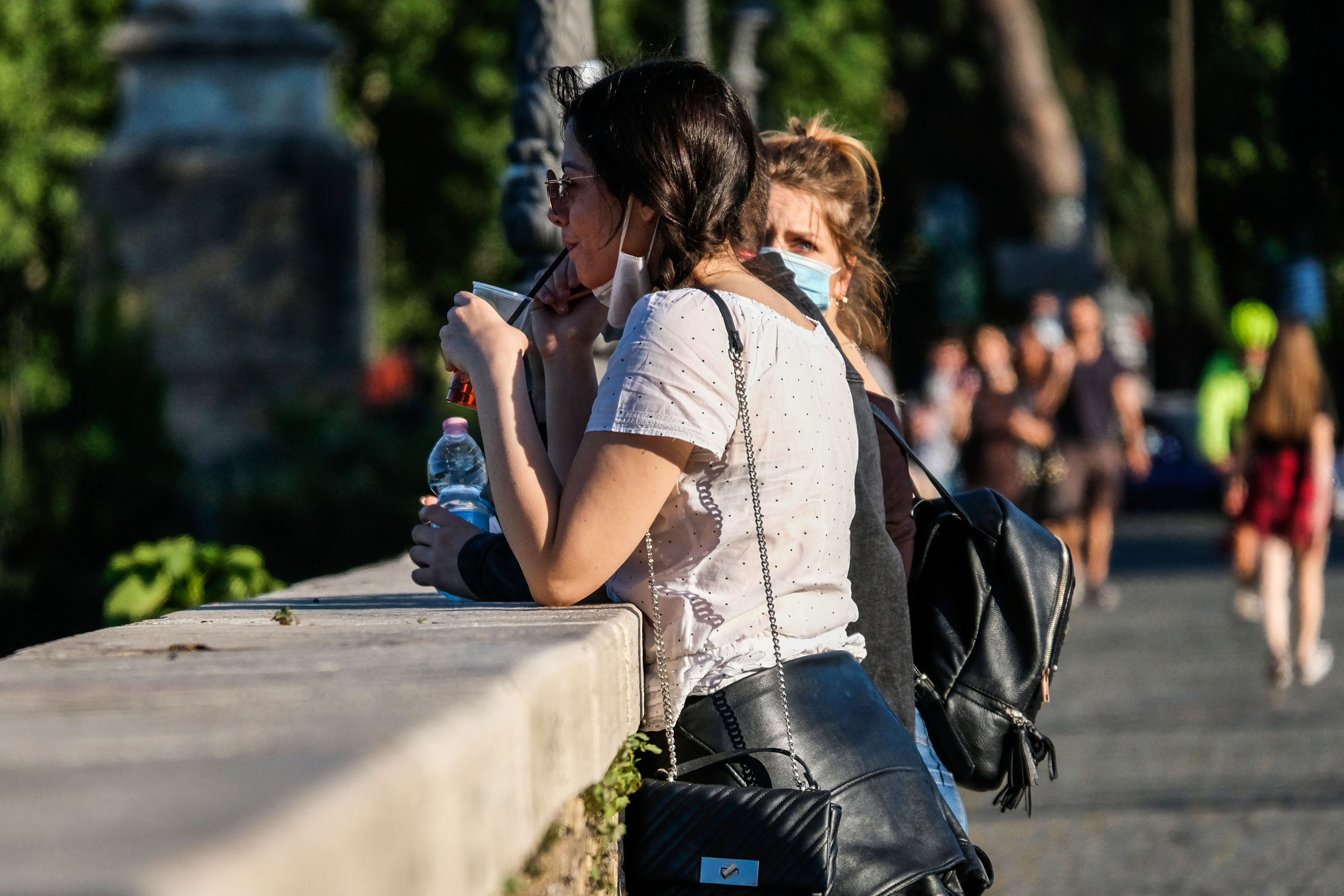 Εμβόλιο κορονοϊού νέα: Στην Ιταλία τέλος του 2020 οι πρώτες δόσεις