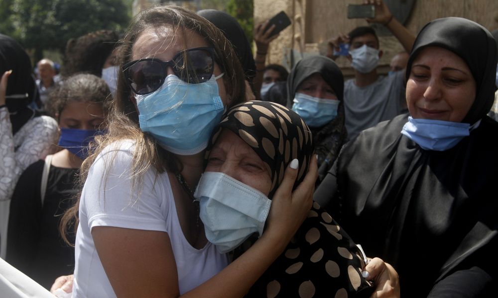 Βηρυτός Ελλάδα: Το αρματαγωγό Ικαρία μεταφέρει βοήθεια