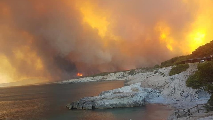 Μασσαλία πυρκαγιά: 22 τραυματίες από την φωτιά