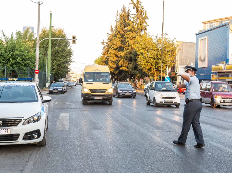 Σχολικά λεωφορεία μέτρα: 439 έλεγχοι, 78 σοβαρές παραβάσεις