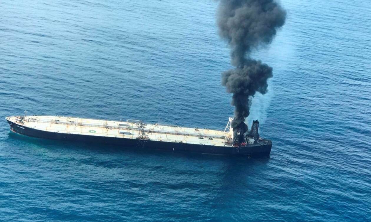 Σρι Λάνκα – Έλληνες ναυτικοί: Φωτιά σε δεξαμενόπλοιο