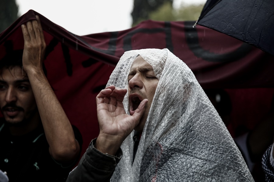 Ξερονήσια μετανάστες: Η ελληνική κυβέρνηση ετοιμάζει “αυστραλιανό μοντέλο”