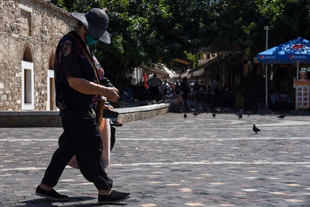 Αθήνα κορονοϊός – κρούσματα: Λάθος η αντιμετώπιση, λέει ο Δερμιτζάκης