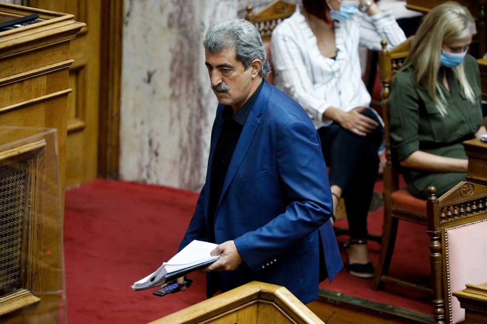 Πολάκης Καζαντζίδης: Δεν ήρθη η ασυλία του κι έβαλε το κινητό να… παίζει