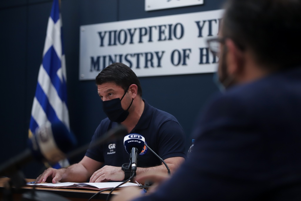 Νέα μέτρα Αττική – Χαρδαλιάς: Κλειστά από τα μεσάνυχτα περίπτερα, μίνι μάρκετ και κάβες