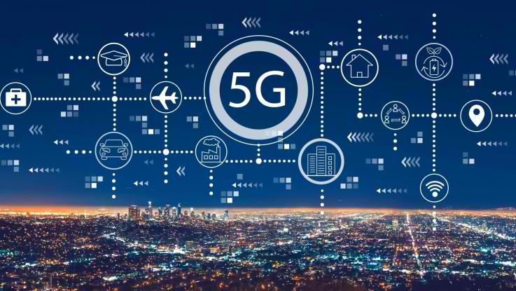 Θεωρίες συνωμοσίας 5G – ΕΕ: «Χρειάζεται ένα μακροπρόθεσμο σχέδιο»