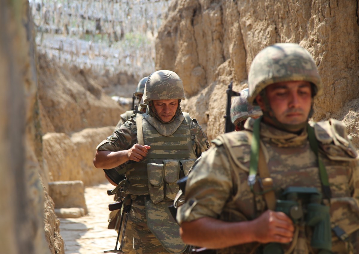 Αρμενία – Αζερμπαϊτζάν πόλεμος: Το Ναγκόρνο Καραμπάχ ανακοίνωσε γενική επιστράτευση
