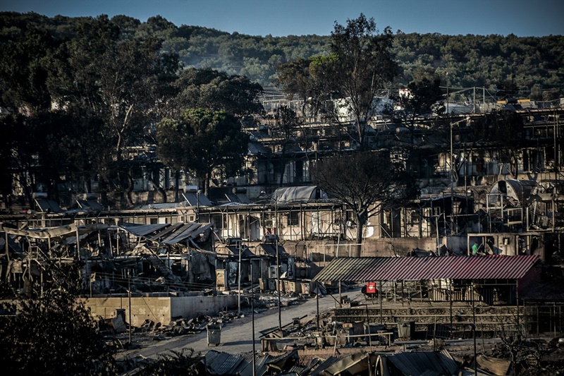 Μόρια συλλήψεις: Στα χέρια της αστυνομίας οι εμπρηστές