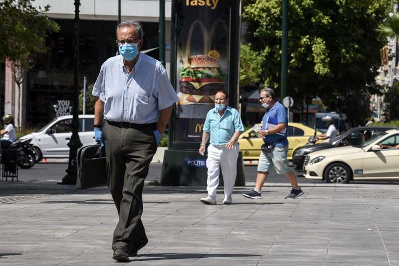 Αναδρομικά  συνταξιούχων – πληρωμή: Συνεχίζεται σήμερα η καταβολή