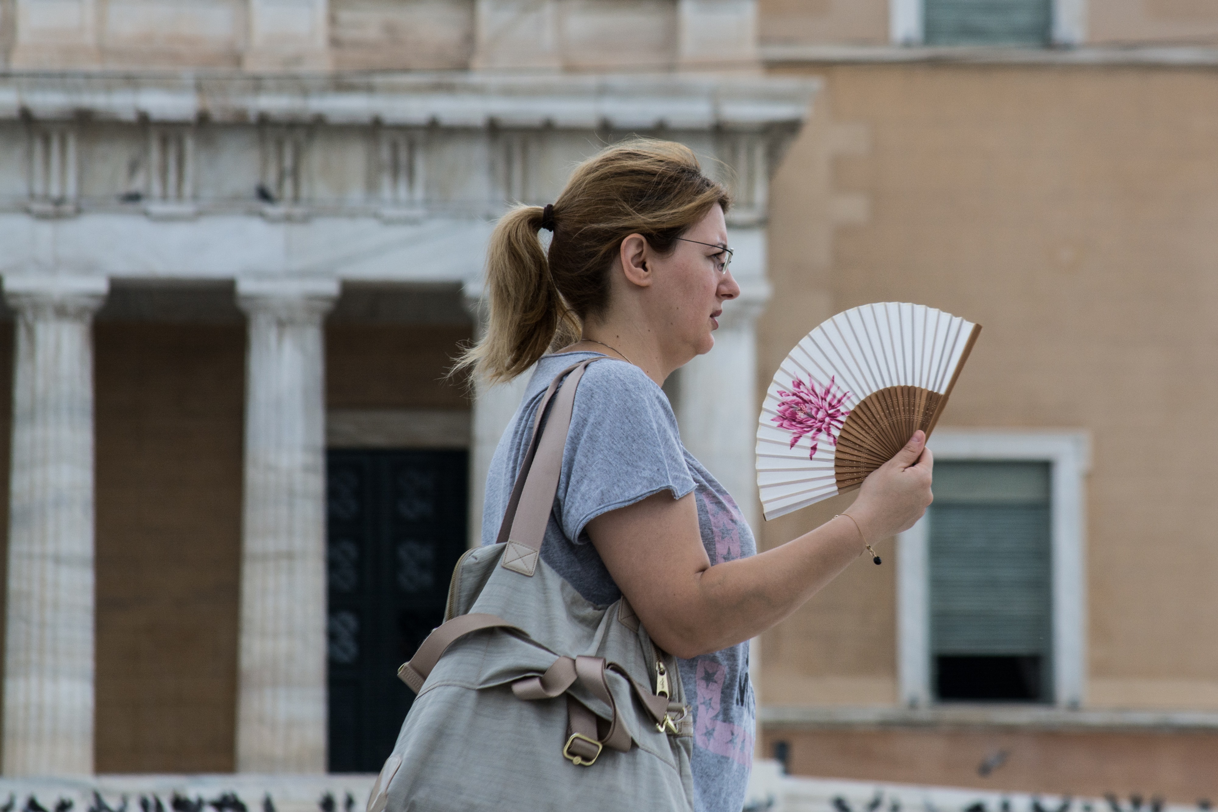 “Κόκκινες” περιοχές Αττική: Πού εντοπίζονται τα περισσότερα κρούσματα