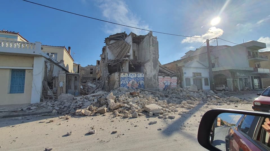Σεισμός στη Σάμο: Εικόνες από drone αποτυπώνουν το μέγεθος της καταστροφής