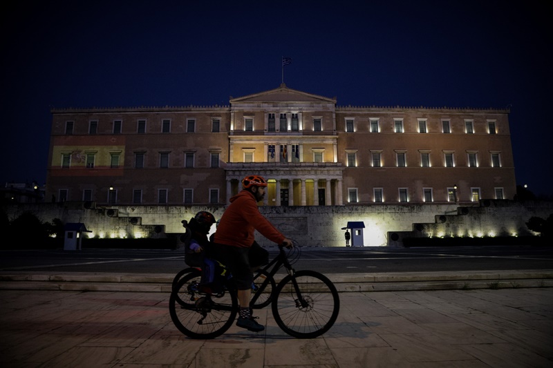 Βουλή κρούσματα: Υπάλληλοι θετικοί στον κορονοϊό