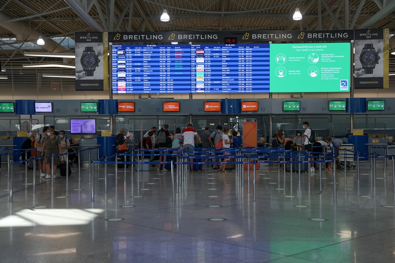 ΝΟΤΑΜ πτήσεις κορονοϊός: Τροποποίηση αεροπορικής οδηγίας – Ποιοι εξαιρούνται