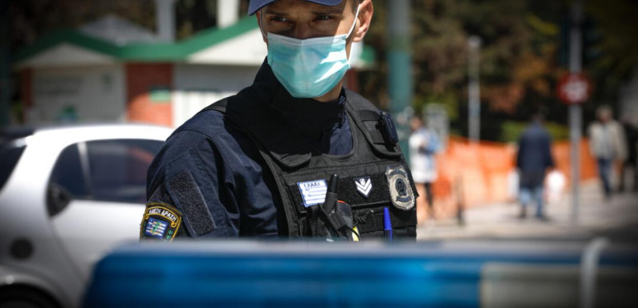 Έλεγχοι για κορονοϊό: Θαμώνες τραμπούκισαν αστυνομικούς στην Πάτρα