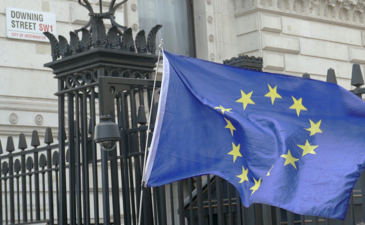 Βρετανία – ΕΕ Brexit: «Να εντατικοποιήσουν τις προετοιμασίες τους οι επιχειρήσεις»