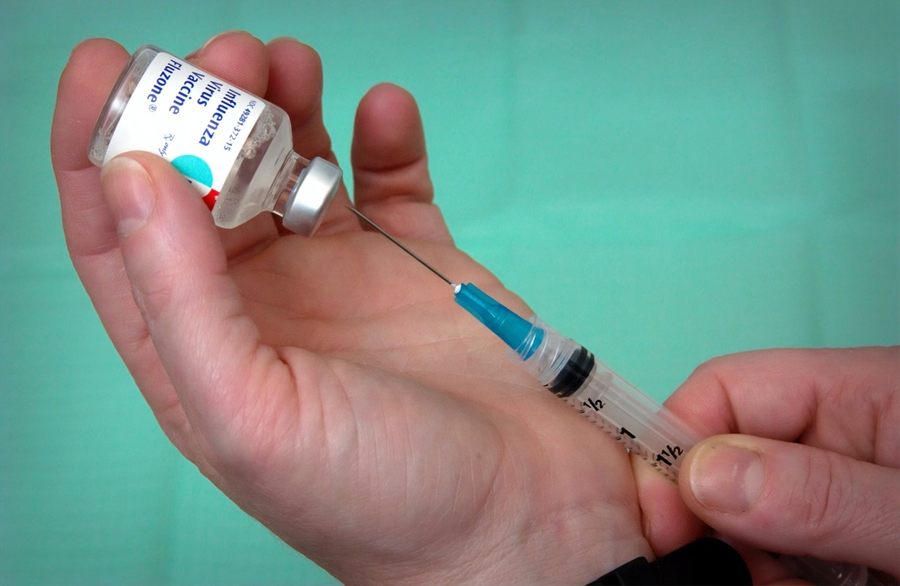 Εμβόλιο Moderna κορονοϊός: Πέρασε στη «φάση 3»