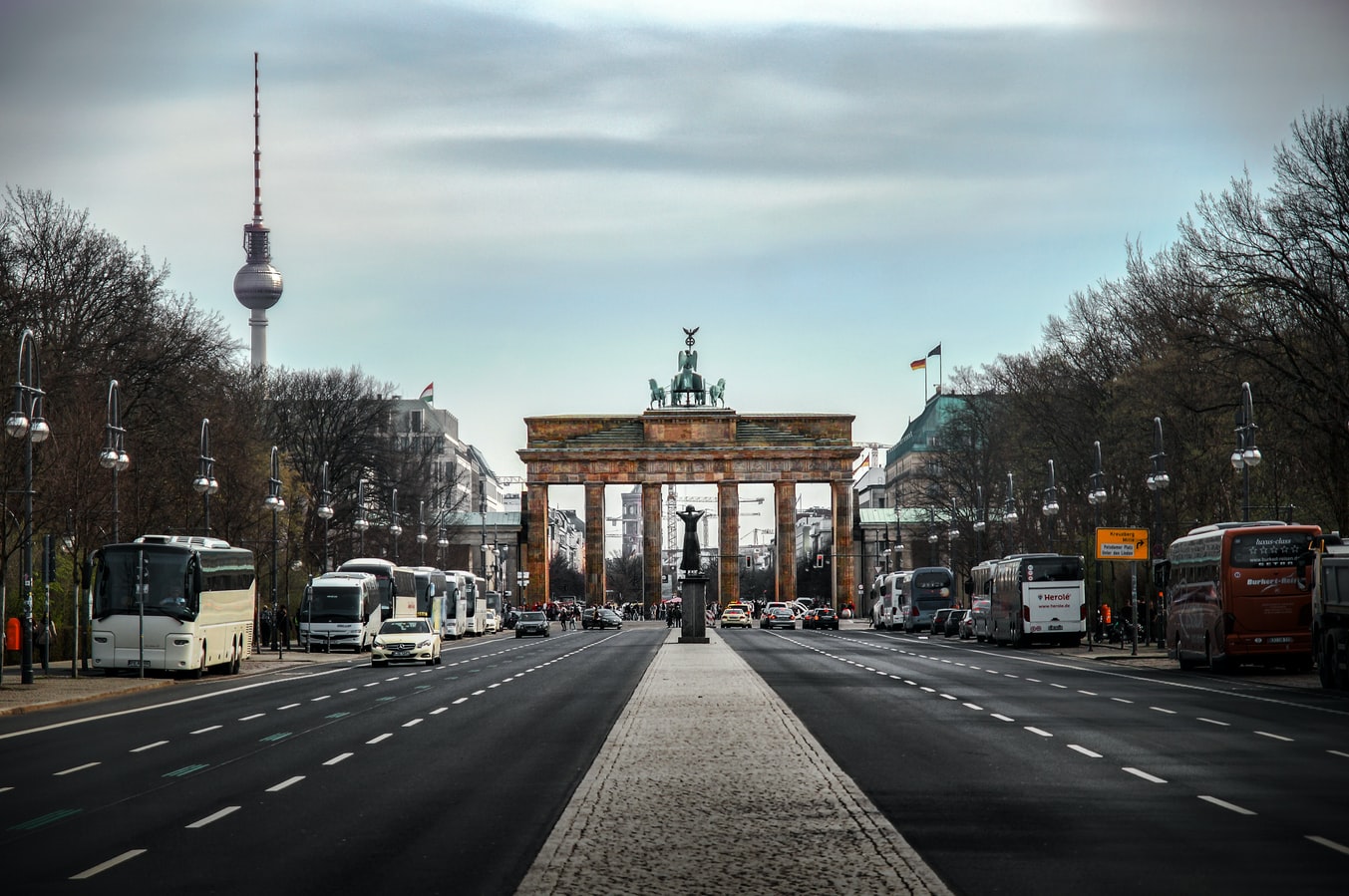 Γερμανία – κορονοϊός: Νέα μέτρα για τον περιορισμό της πανδημίας