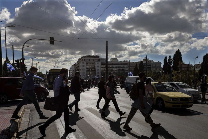 Παραβίαση μέτρων κορονοϊού: Τρεις συλλήψεις και… χίλια πρόστιμα