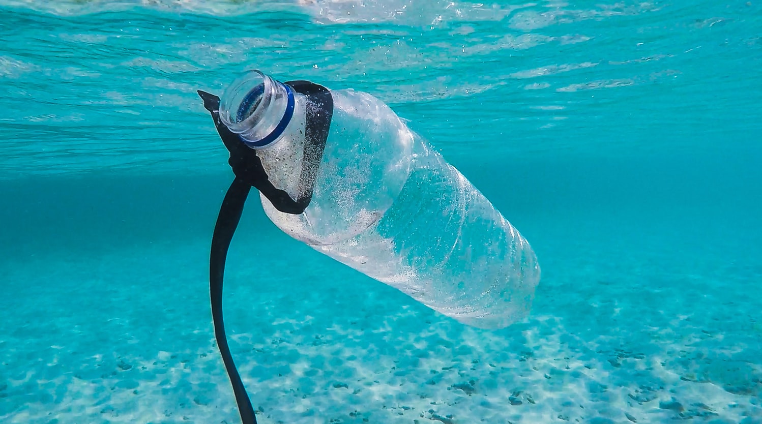 Χρήση πλαστικών: Ποιες είναι οι τρεις χώρες που ρυπαίνουν περισσότερο τη Μεσόγειο