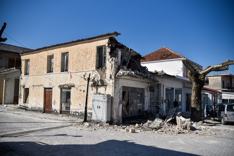 Σεισμός στη Σάμο: Υπάρχει τραυματίας από πτώση τοίχου στο Καρλόβασι λέει ο δήμαρχος Δυτικής Σάμου