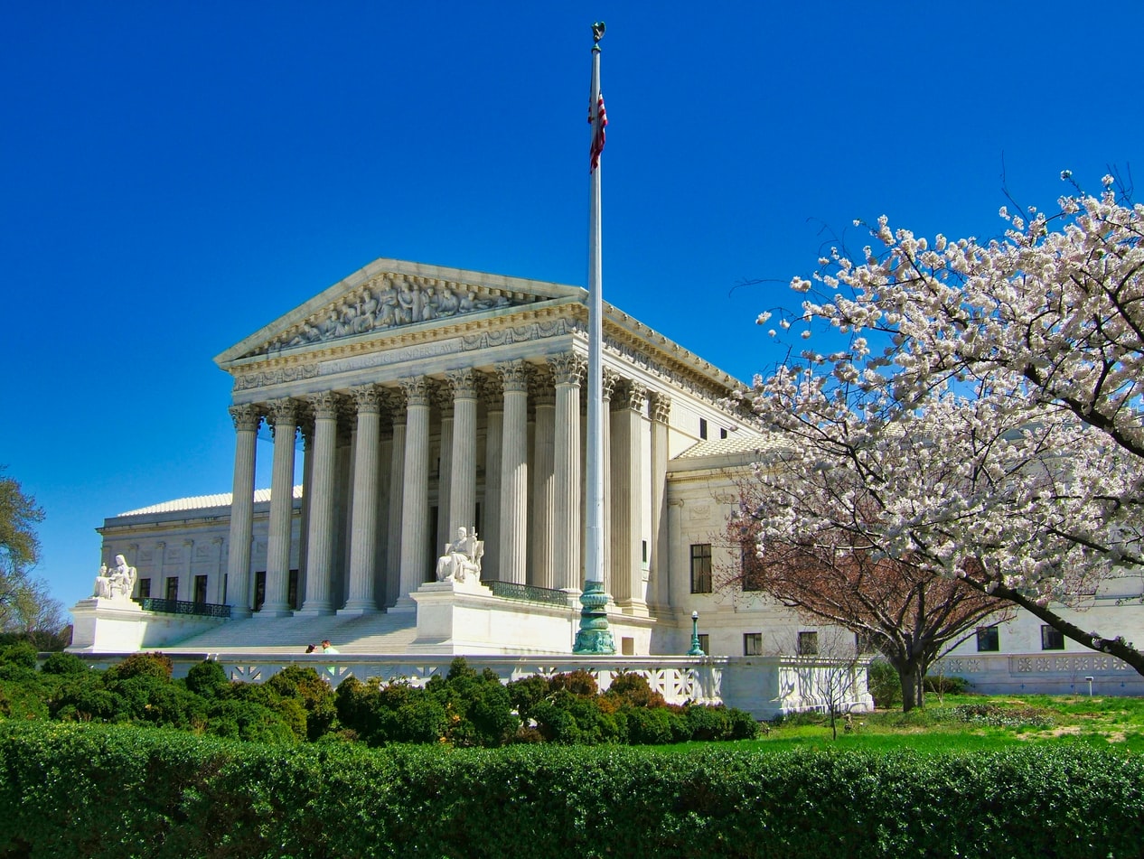 ΗΠΑ-Ανώτατο Δικαστήριο: Τη Δευτέρα η ψηφοφορία για τον διορισμό της Μπάρετ