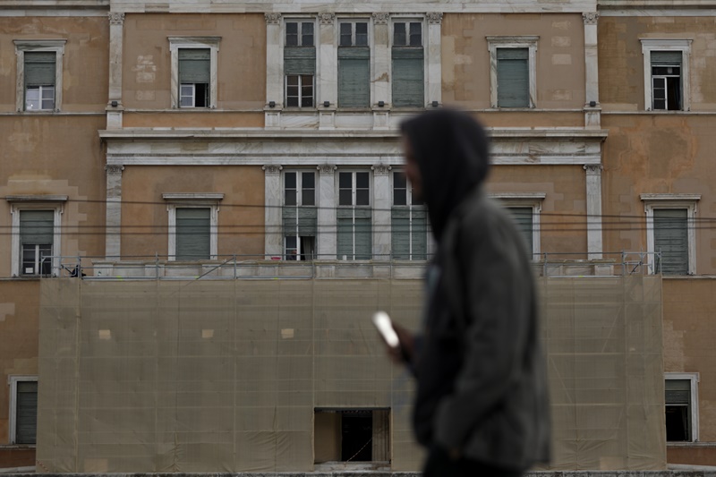 Κρούσματα Βουλή: Τρίτο επιβεβαιωμένο περιστατικό – Νέα αυστηρότερα μέτρα