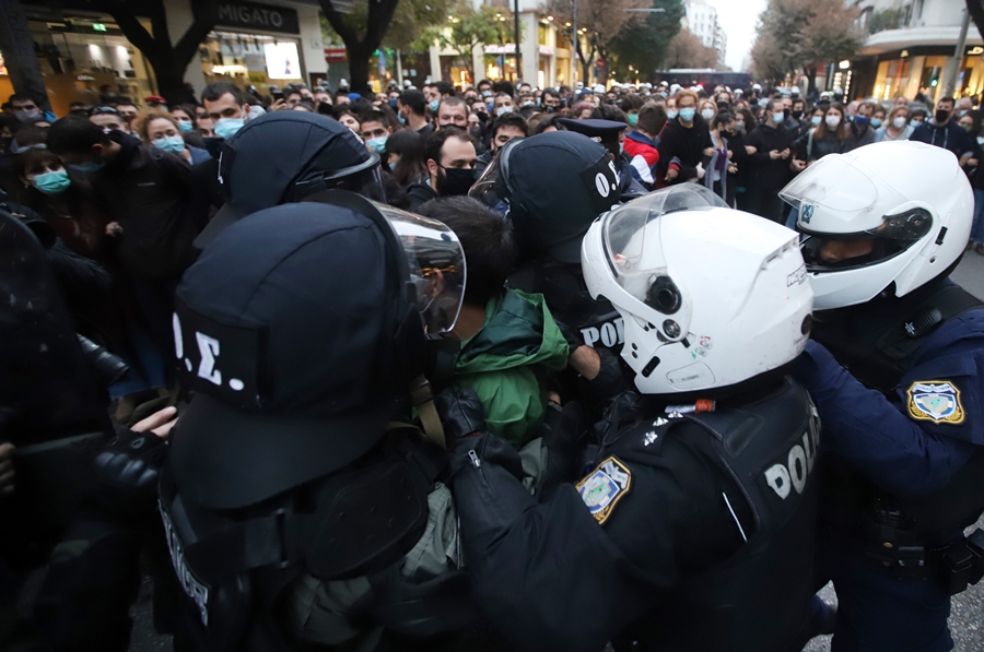 Πολυτεχνείο συλλήψεις: Στο αυτόφωρο οι έξι συλληφθέντες στη Θεσσαλονίκη