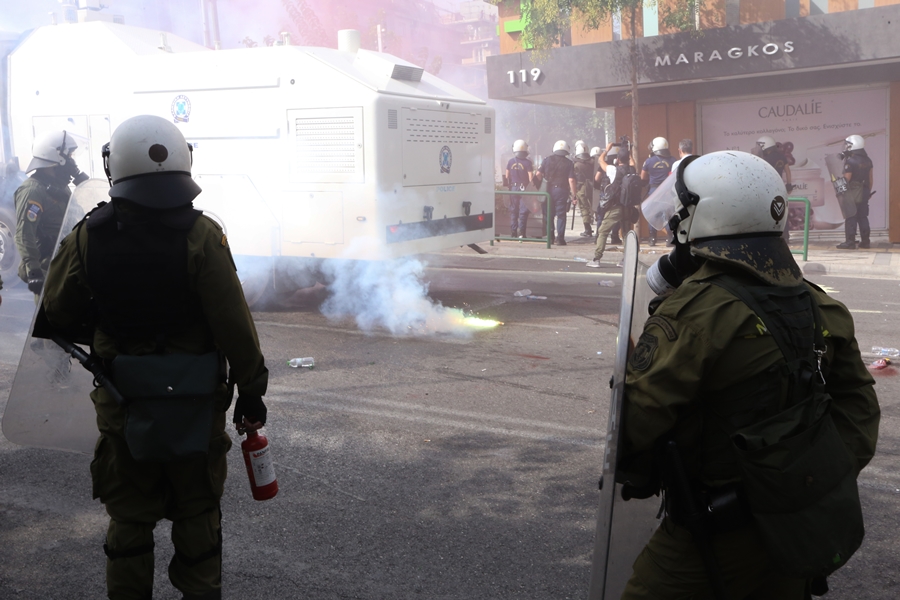 Επεισόδια Ευελπίδων: Με αφορμή τη συγκέντρωση στο Γαλάτσι