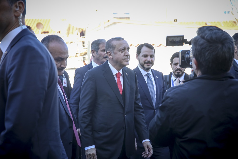 Στροφή Ερντογάν – Ευρώπη: Η ξαφνική αγάπη με φόντο τις… κυρώσεις