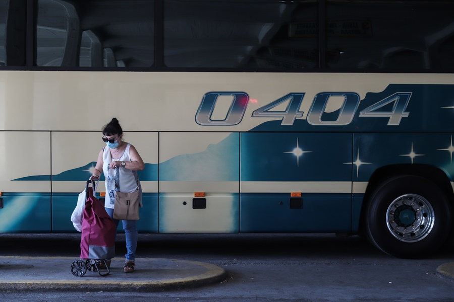 Λεωφορεία ΚΤΕΛ – Αθήνα: Ενισχύονται τα ΜΜΜ