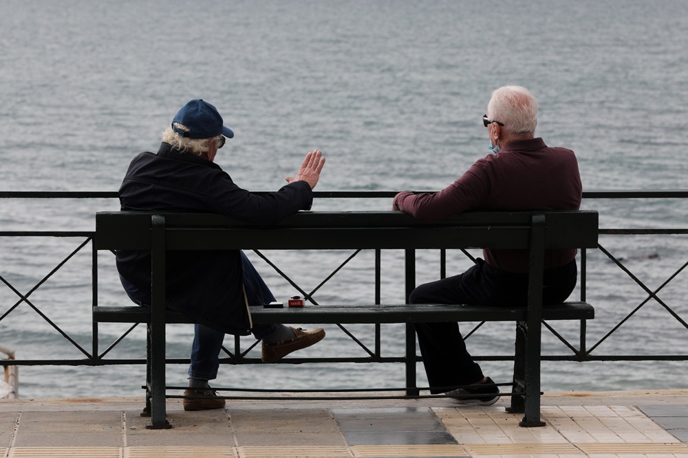 Έκτακτο βοήθημα συνταξιούχων 2020 πληρωμή: Πιστώνεται την Δευτέρα