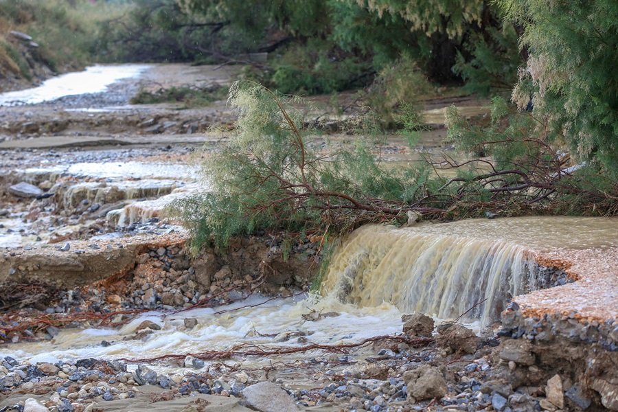 Κακοκαιρία Κρήτη: Πλημμύρες και εγκλωβισμοί στο Οροπέδιο Λασιθίου