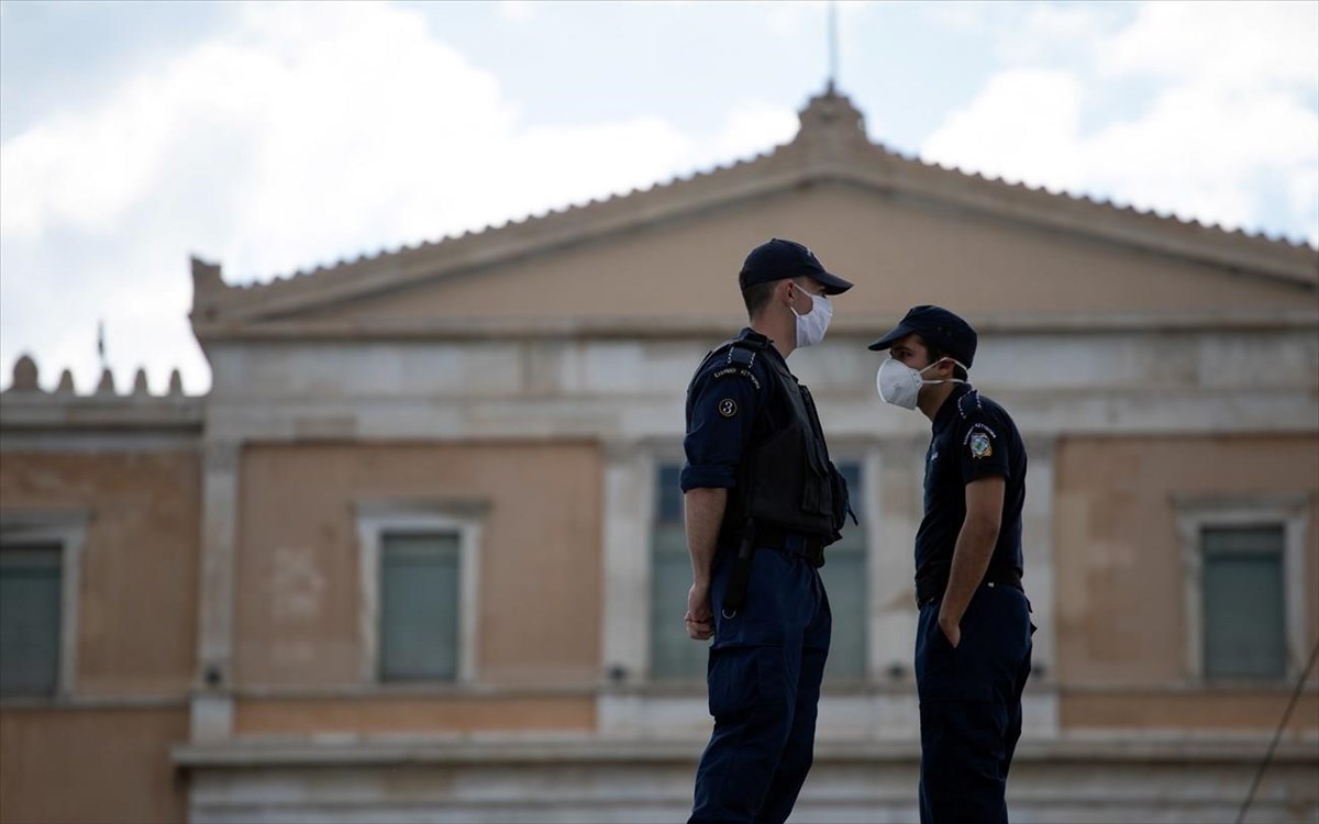 Έλεγχοι για κορονοϊό: Στους δρόμους η αστυνομία, Τσουχτερά πρόστιμα σε πωλητές λαϊκής