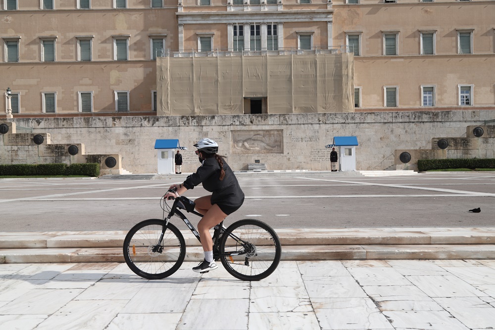 Άρση μέτρων Ελλάδα: Μερική “επιστροφή” σε 3 φάσεις