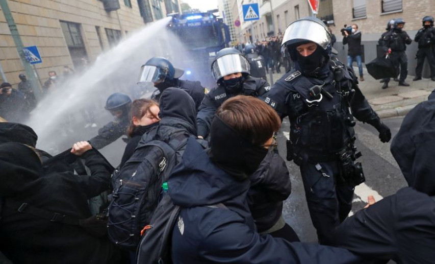 Γερμανία κορονοϊός νέα: Διαδηλώσεις κατά μάσκας και άλλων μέτρων
