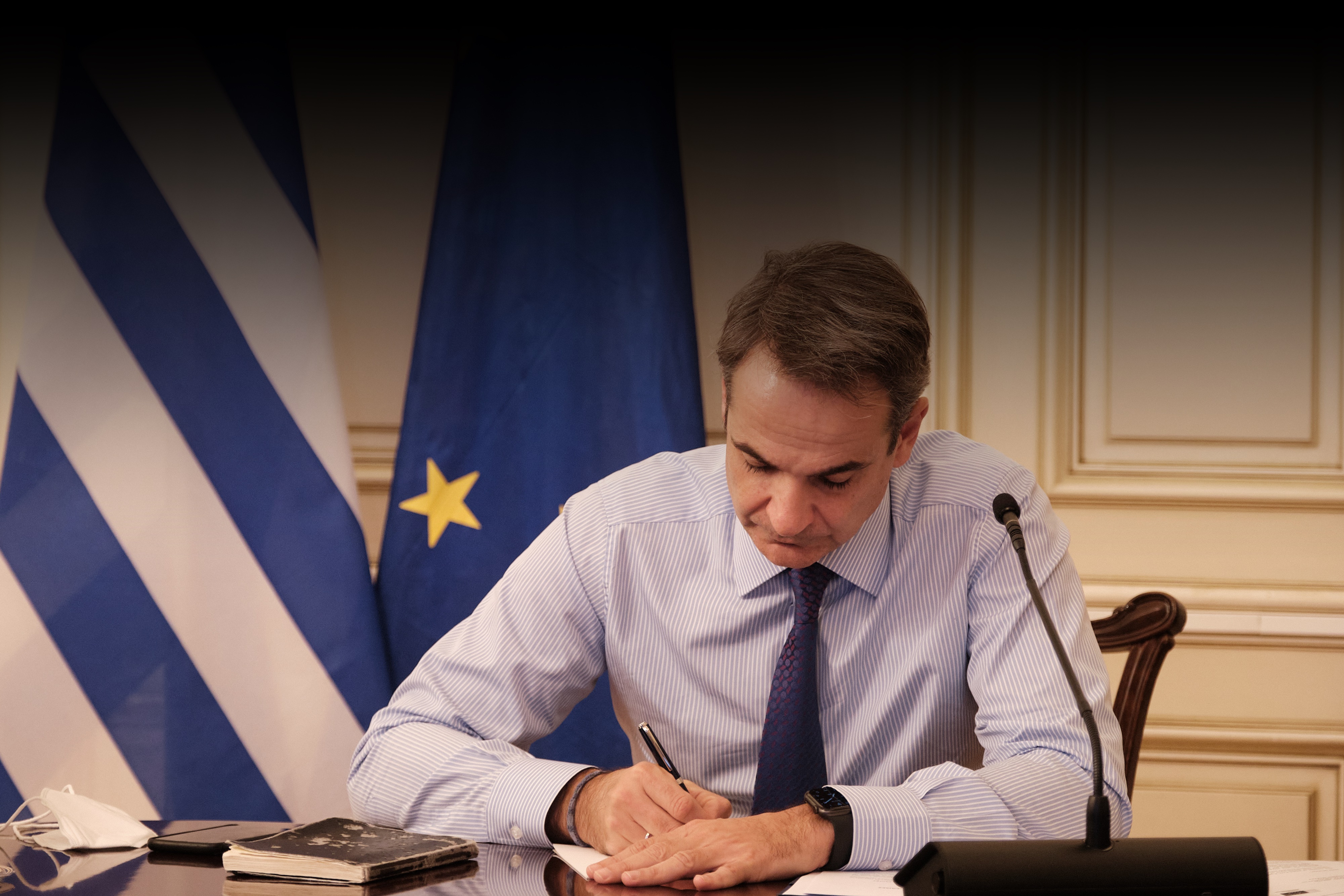 Άρση μέτρων Ελλάδα – Χριστούγεννα: Το σχέδιο για το άνοιγμα της αγοράς, “όχι” για την εστίαση