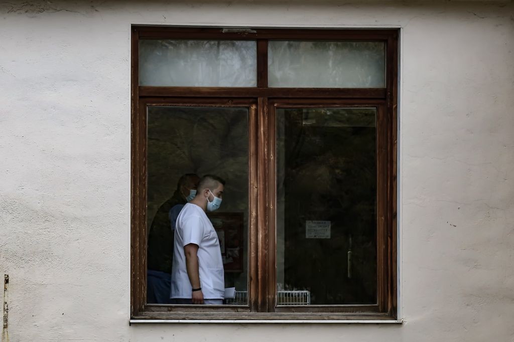 Ρουμανία κορονοϊός: Νεκροί διασωληνωμένοι ασθενείς από πυρκαγιά σε ΜΕΘ