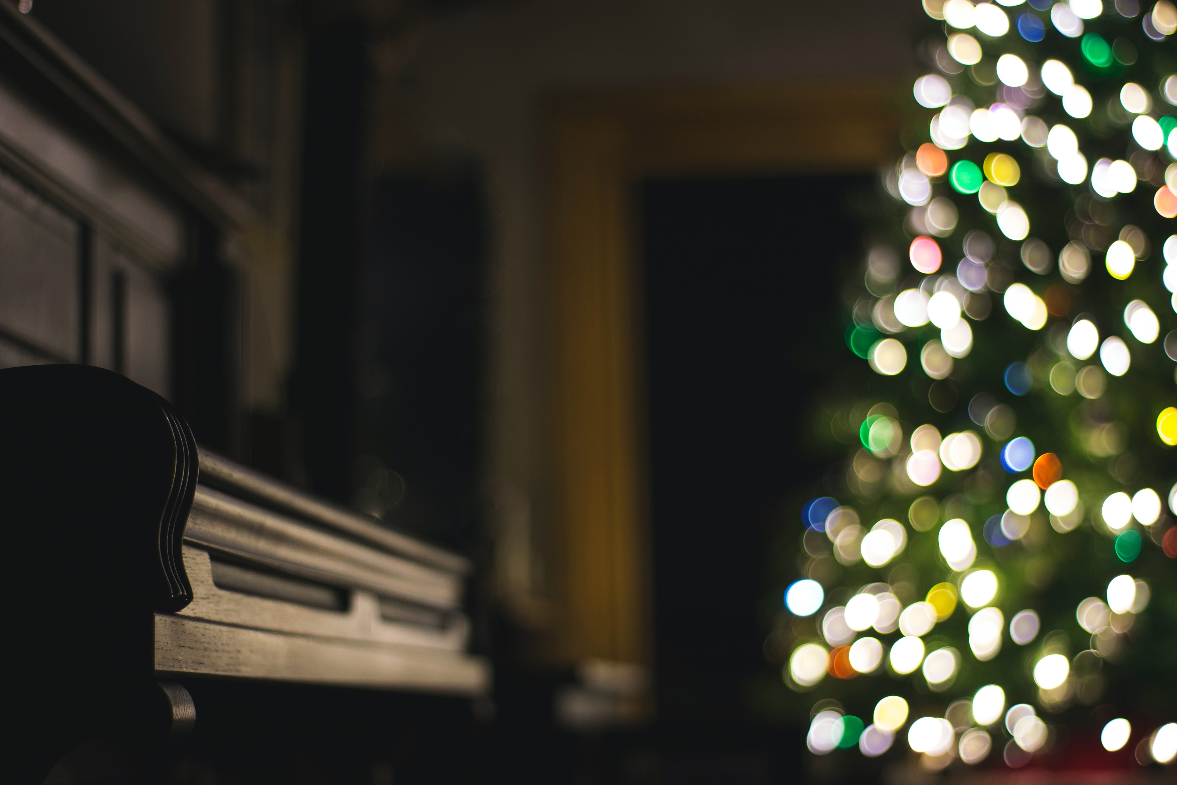 Λοκντάουν Χριστούγεννα: Δύσκολα τα πράγματα για την εστίαση – Όλα τα σενάρια
