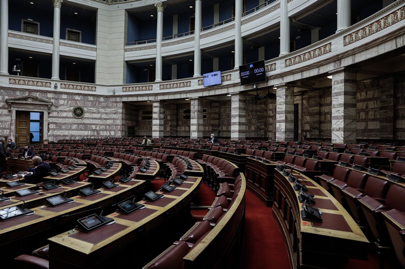 Προϋπολογισμός Βουλής 2021: Χορηγία για 50 ΜΕΘ στο «Σωτηρία»