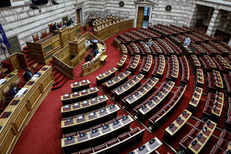 Ενίσχυση ΜΜΜ – Βουλή: Διαβιβάστηκαν τα στοιχεία