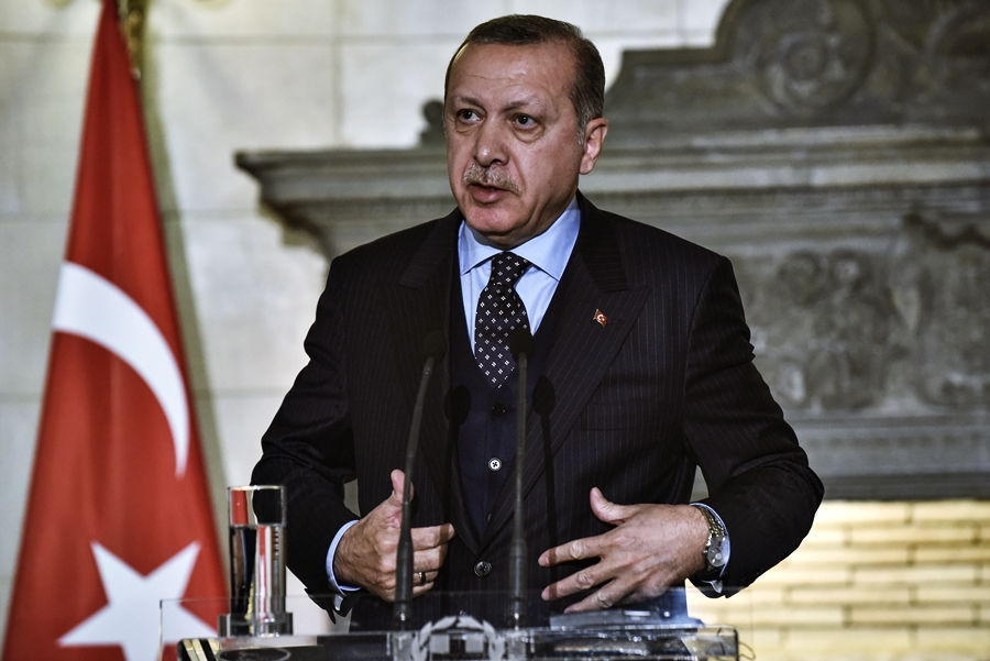 Μπάιντεν – Ερντογάν: Ο Τούρκος πρόεδρος εμφανίζεται εντελώς αλλαγμένος