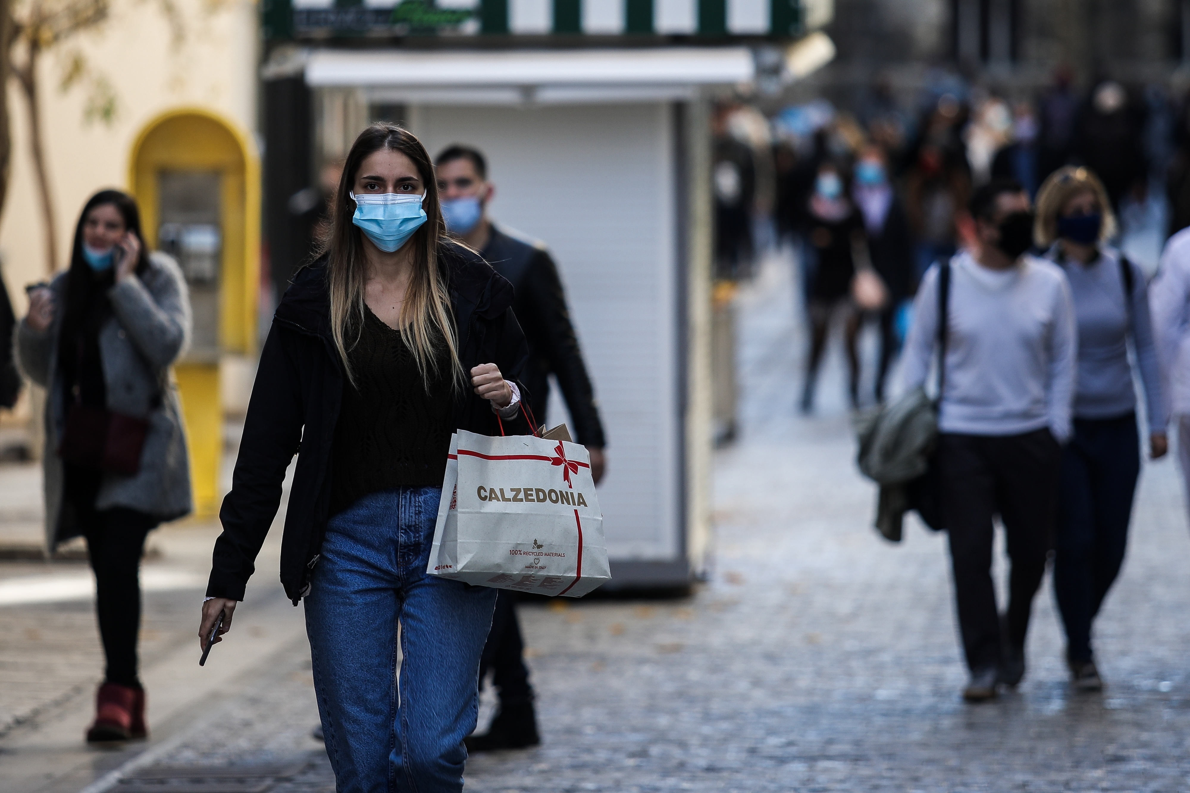 Νέα μέτρα lockdown: Τι κλείνει από 3 Ιανουαρίου