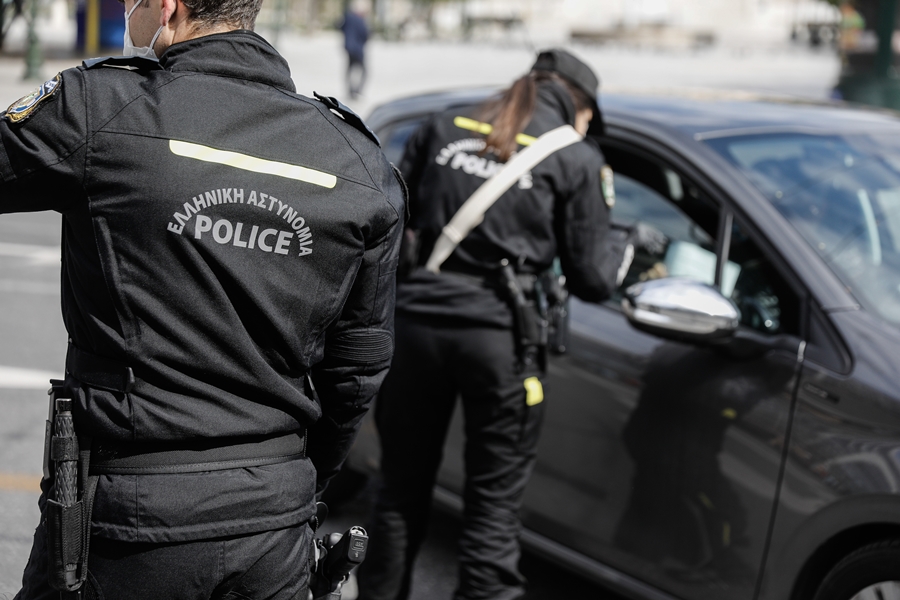 Έλεγχοι αστυνομίας κορονοϊός: Παραβάσεις και πρόστιμα για τη μη τήρηση των μέτρων
