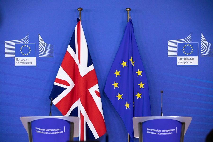 Brexit – ΕΕ νέα: «Θέμα ωρών» η ανακοίνωση της εμπορικής συμφωνίας