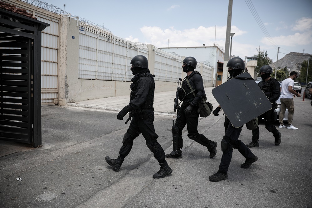 Ρεβεγιόν στις φυλακές Κορυδαλλού: Ετοίμαζαν… χριστουγεννιάτικη “γιορτή”!