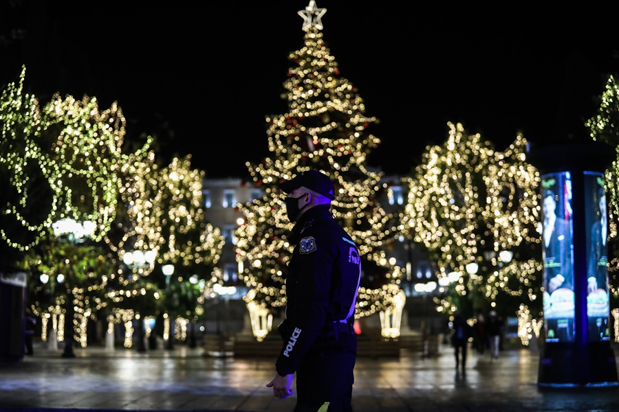 Μέτρα τα Χριστούγεννα – μετακινήσεις 25/12: Ξεκίνησε η απαγόρευση κυκλοφορίας