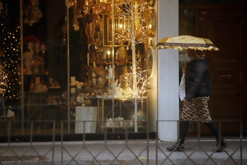 Κρούσματα Ελλάδα κορονοϊός: Απαισιοδοξία Δερμιτζάκη για τη μείωση – Αιχμές για την επιτροπή εμπειρογνωμόνων